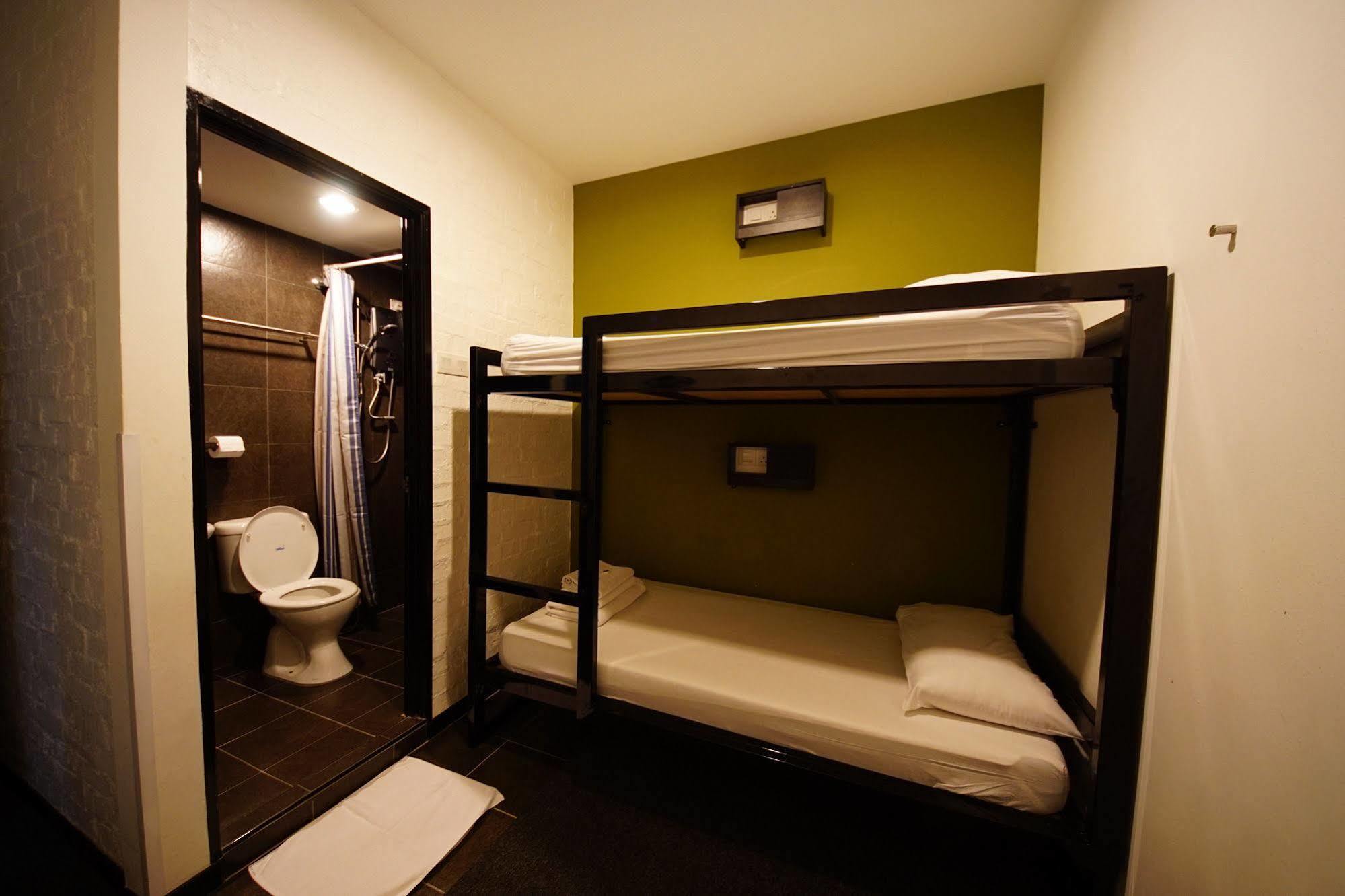 Tulip Hotel Ipoh Bagian luar foto